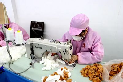江北街道第三家社區(qū)工廠開(kāi)業(yè) 助力玩具銷(xiāo)售產(chǎn)業(yè)升級(jí)